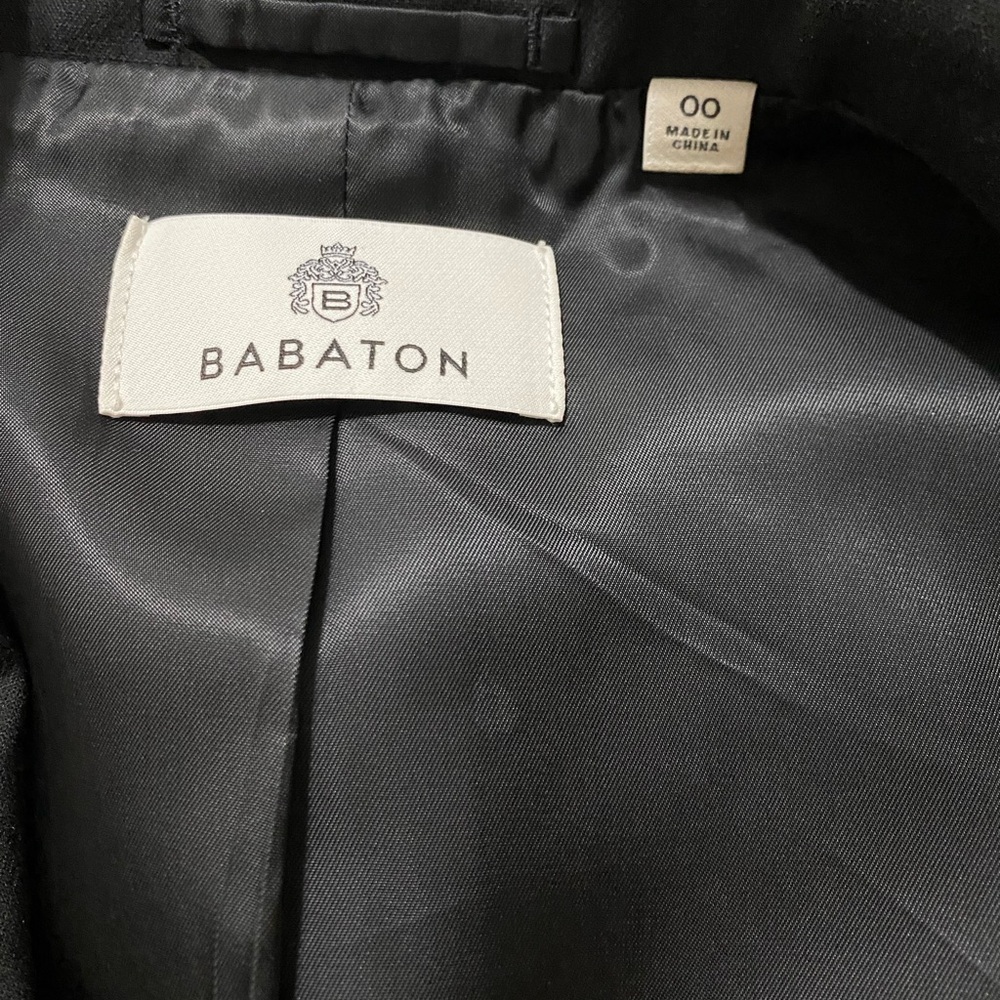 SOLD Aritzia Babaton Standout Blazer Black SOLD - Picture 9 of 10
